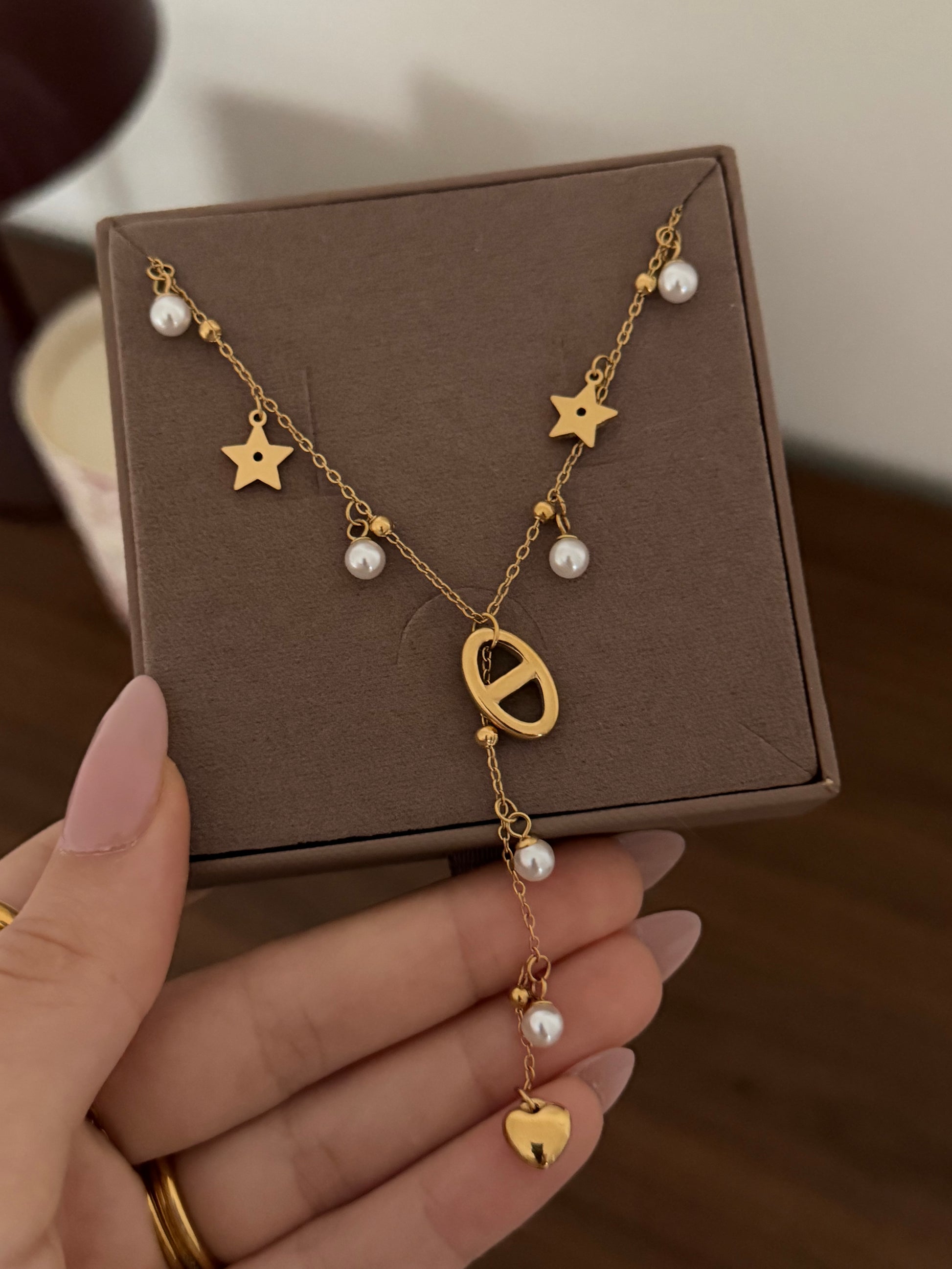 COLLIER YARA