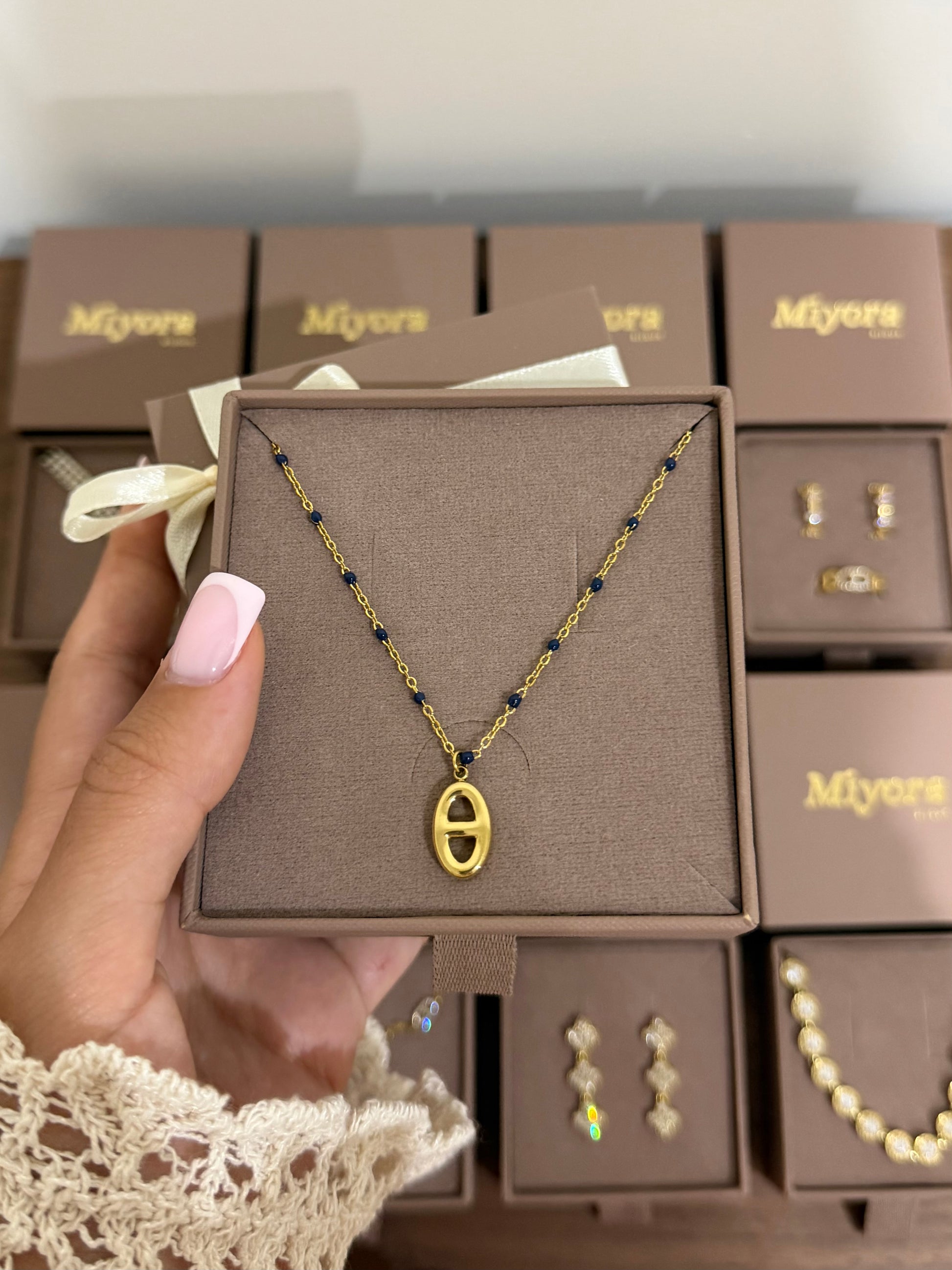 COLLIER MERIN