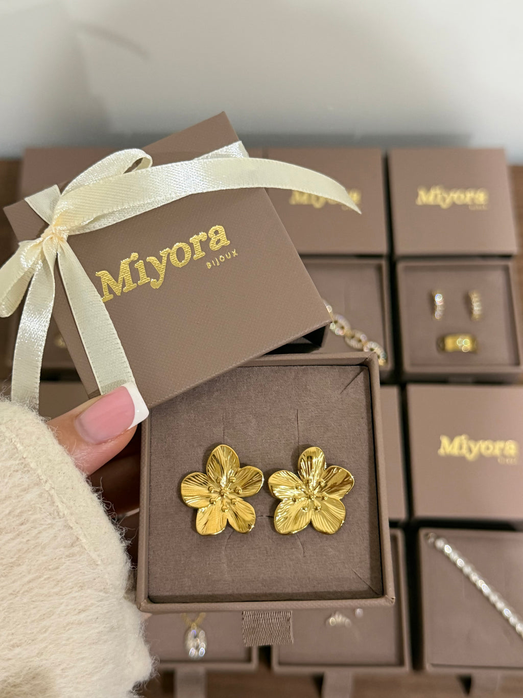 BOUCLES D’OREILLES AMBER