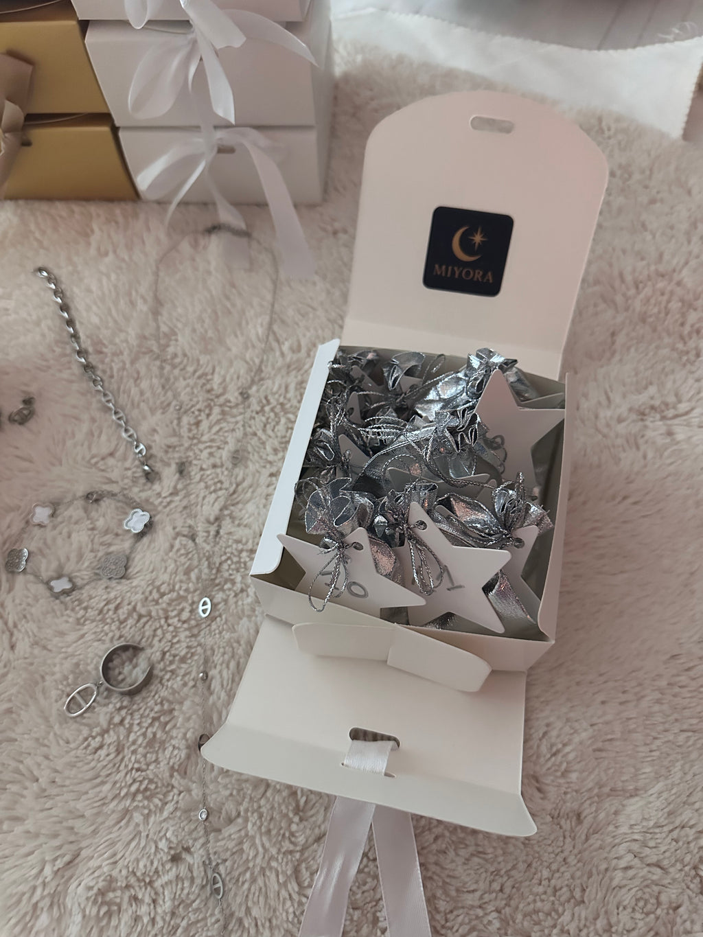 Calendrier de l’Avent Miyora🎄💫 12 cases