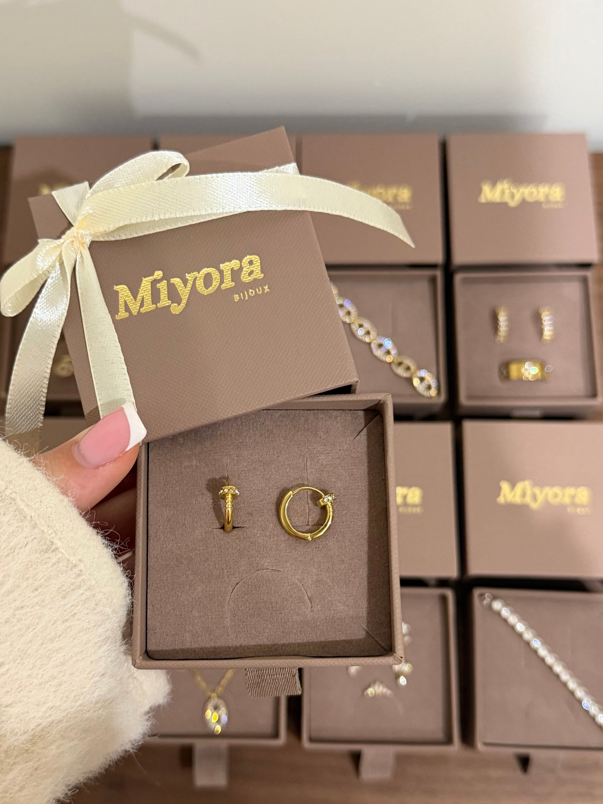 BOUCLES D’OREILLES MONTAIGNE