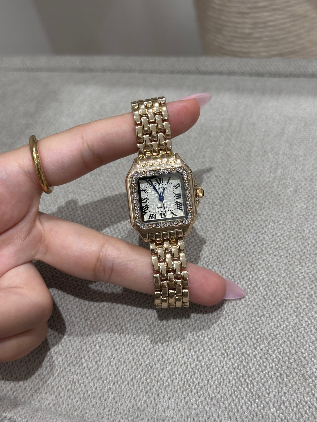 Coffret MONTRE NINA - OR