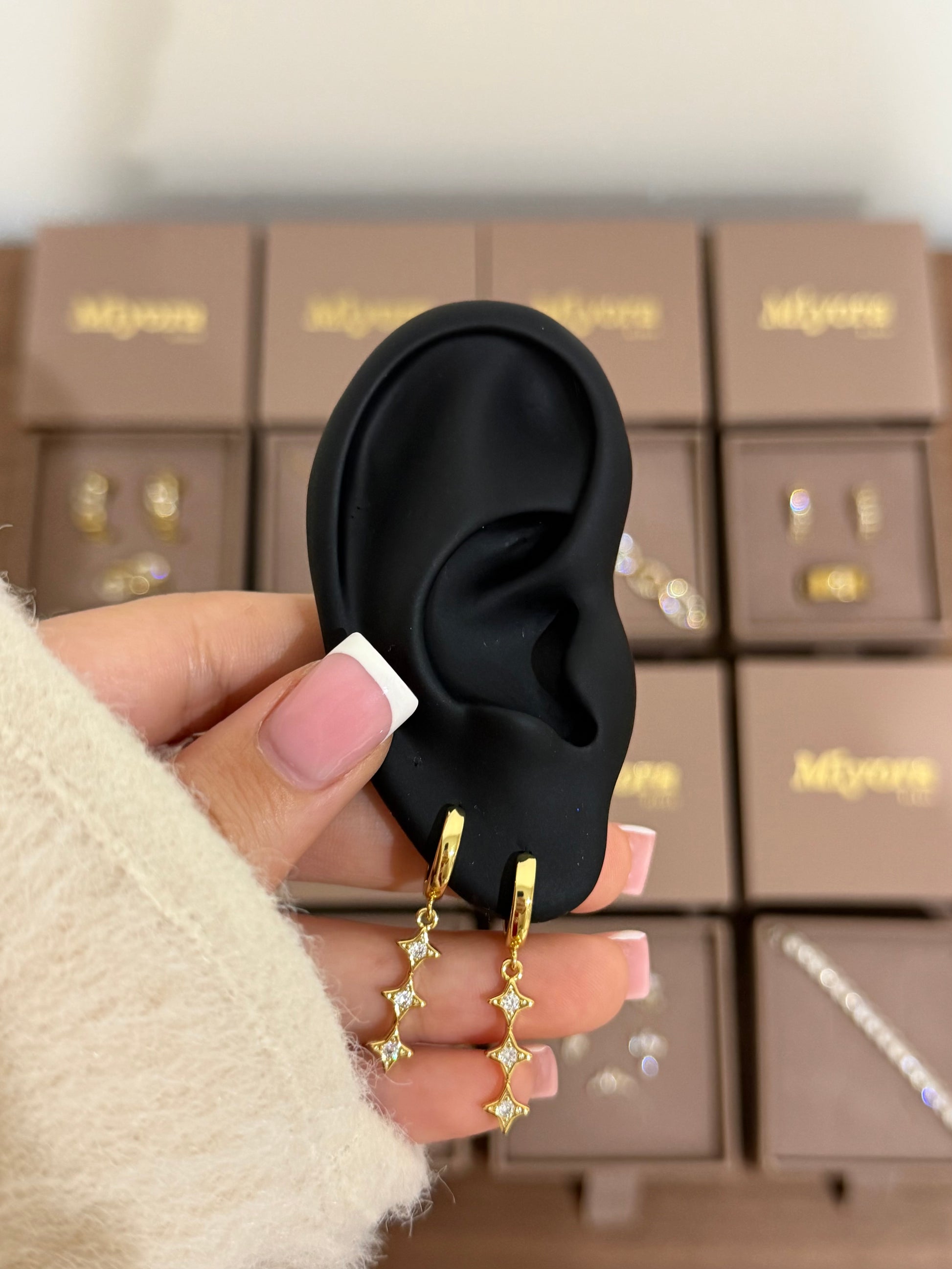 BOUCLES D’OREILLES ROSE